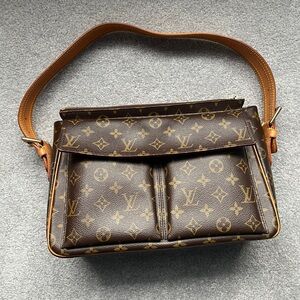 Louis Vuitton Vintage Monogram Viva-Cite GM Shoulder Bag